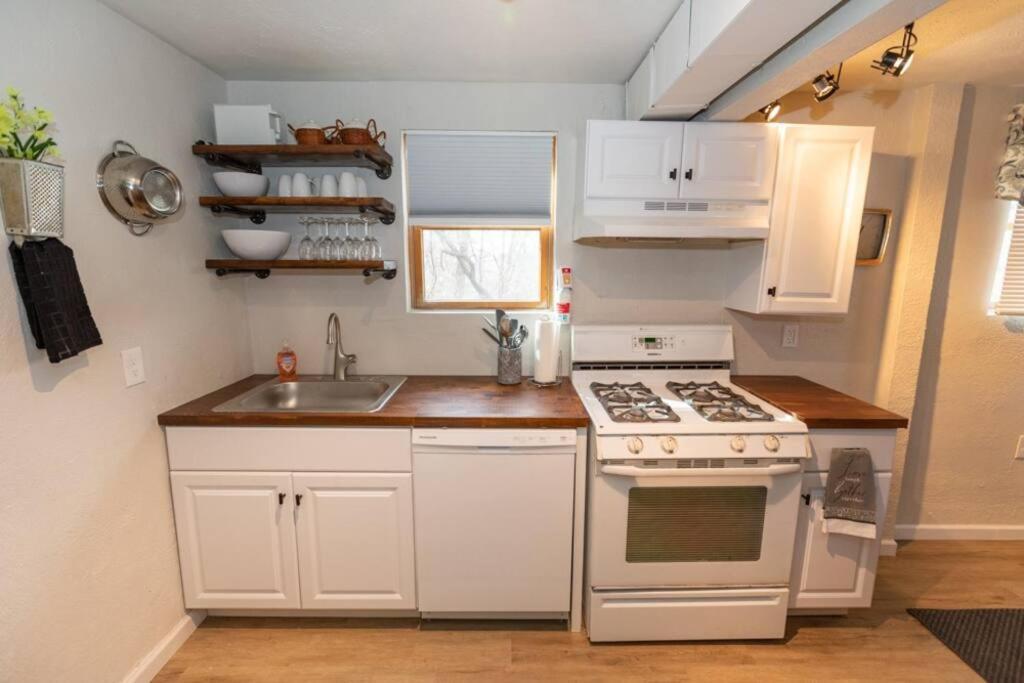 Cozy & Comfy Cottage In The City - W Parking Pittsburgh Ngoại thất bức ảnh